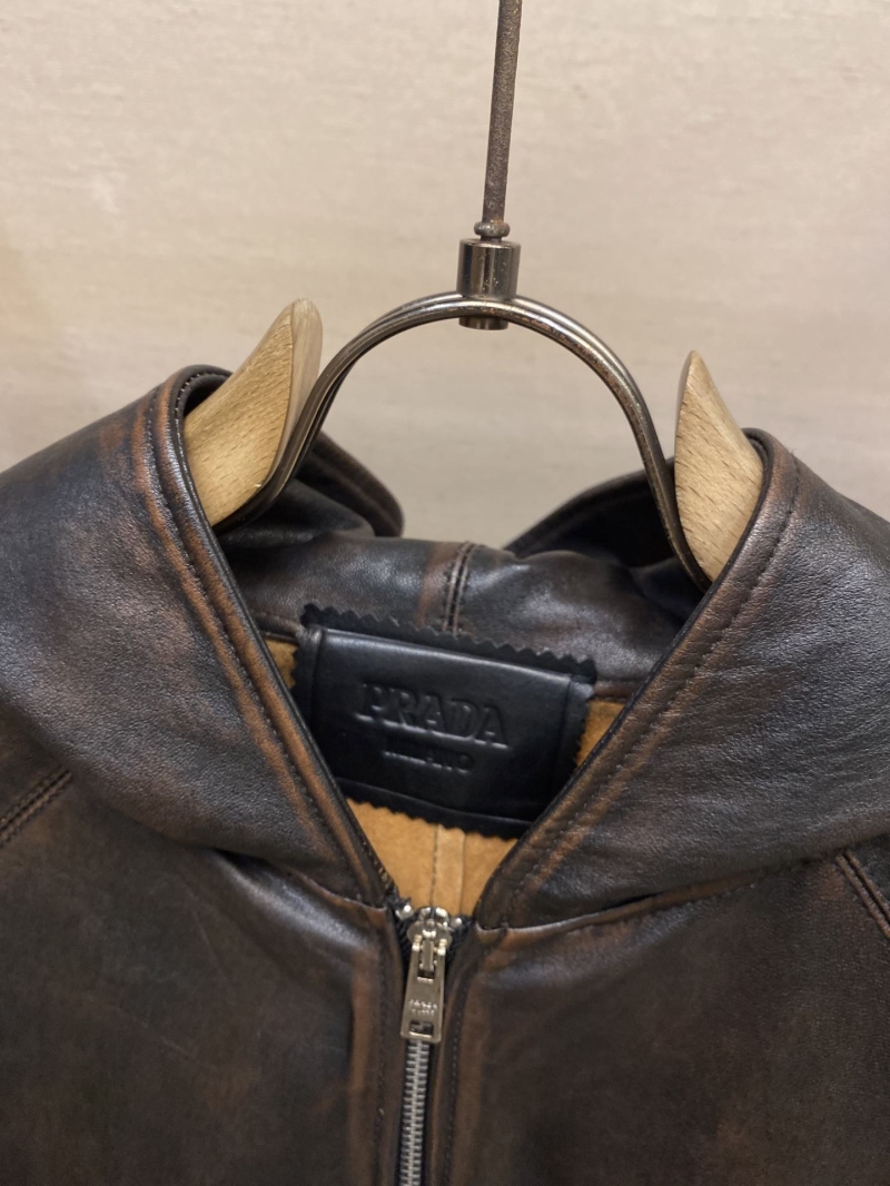 Pra*a outwear